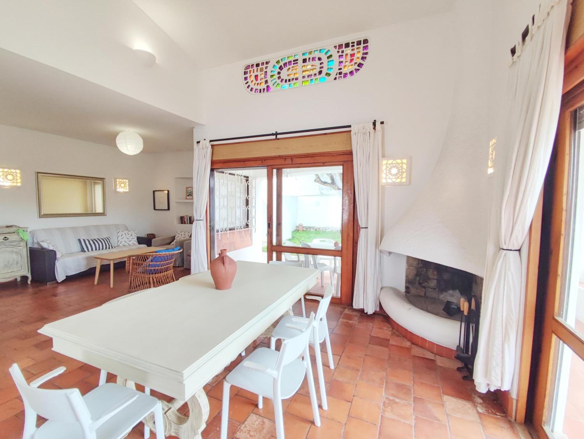 Oura Family House Holiday home